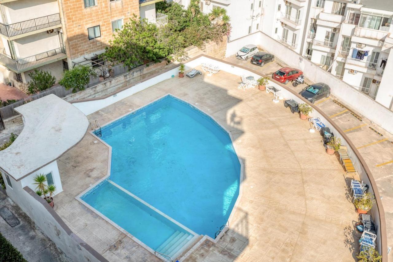 Pool Apartment Is-Swieqi Dış mekan fotoğraf