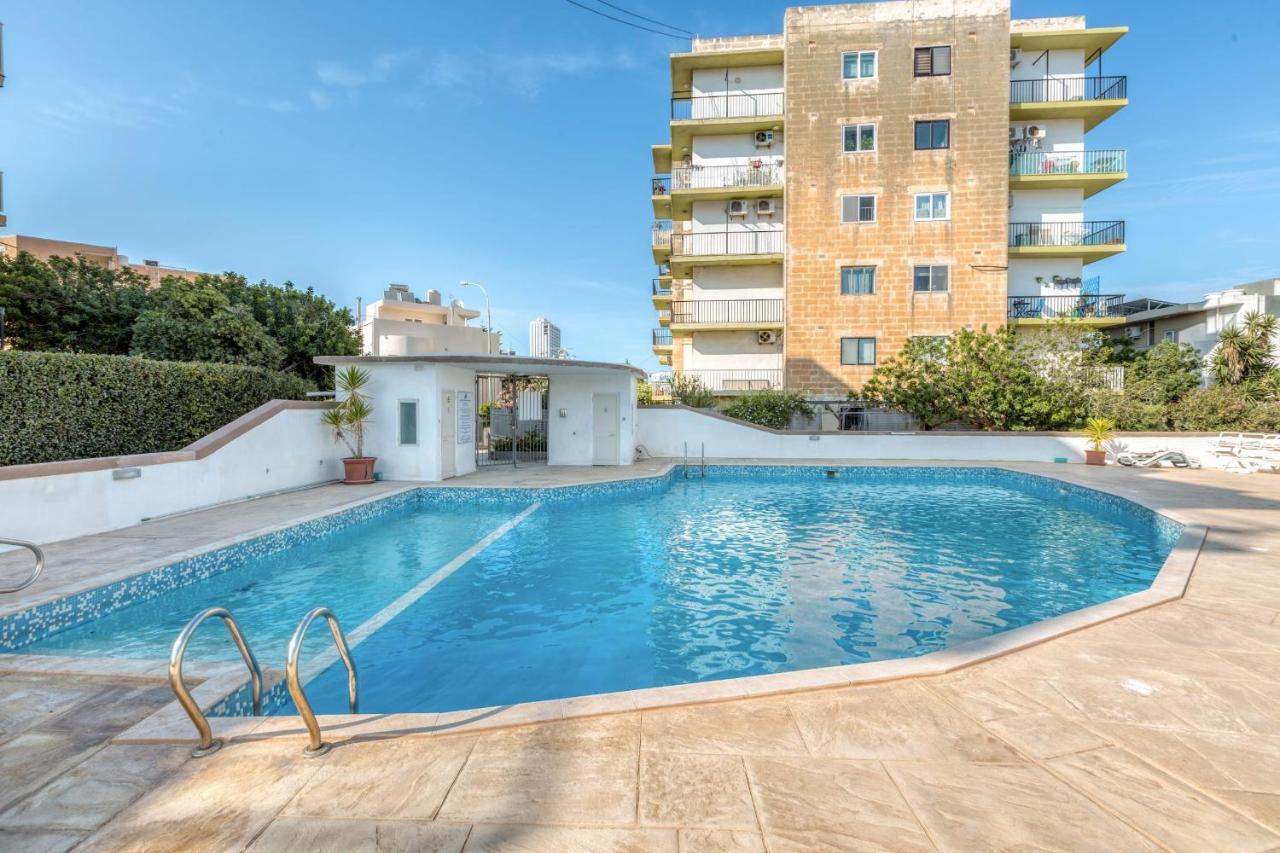 Pool Apartment Is-Swieqi Dış mekan fotoğraf